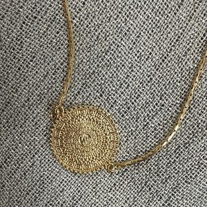 Elegant Gold Bracelet